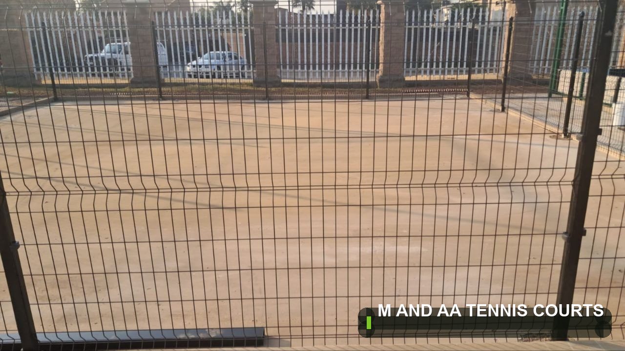 Court Fencing built by M and AA Tennis Courts in South Africa — project 02