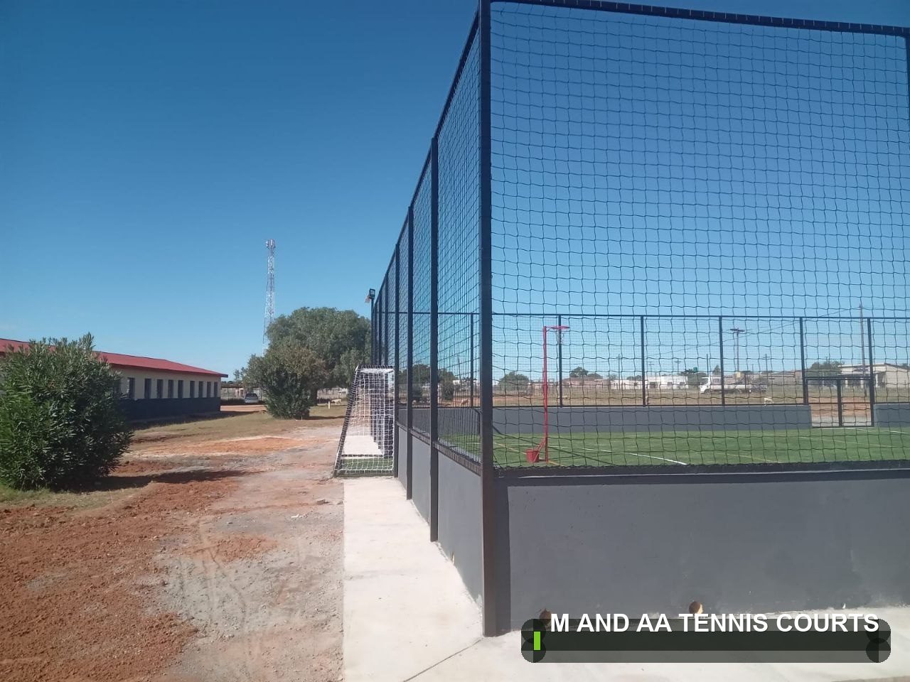 Court Fencing built by M and AA Tennis Courts in South Africa — project 14